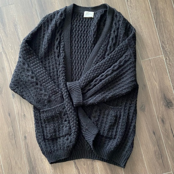Aritzia Sweaters - Aritzia Black Cable Knit Cardigan